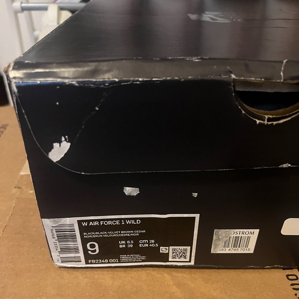 Nike
Air force 1 w
'wild' 🔥🔥
Brand new - Picture 3 of 10